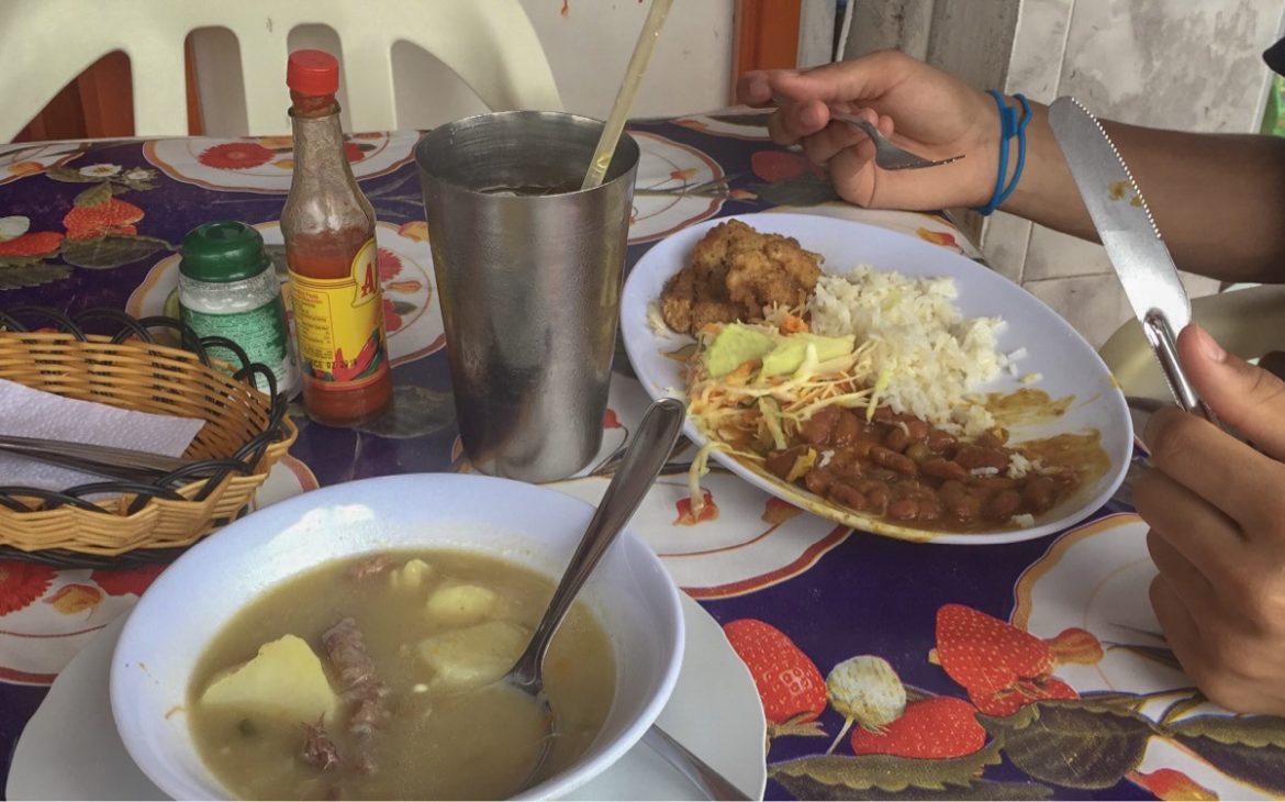 comida em San Andrés